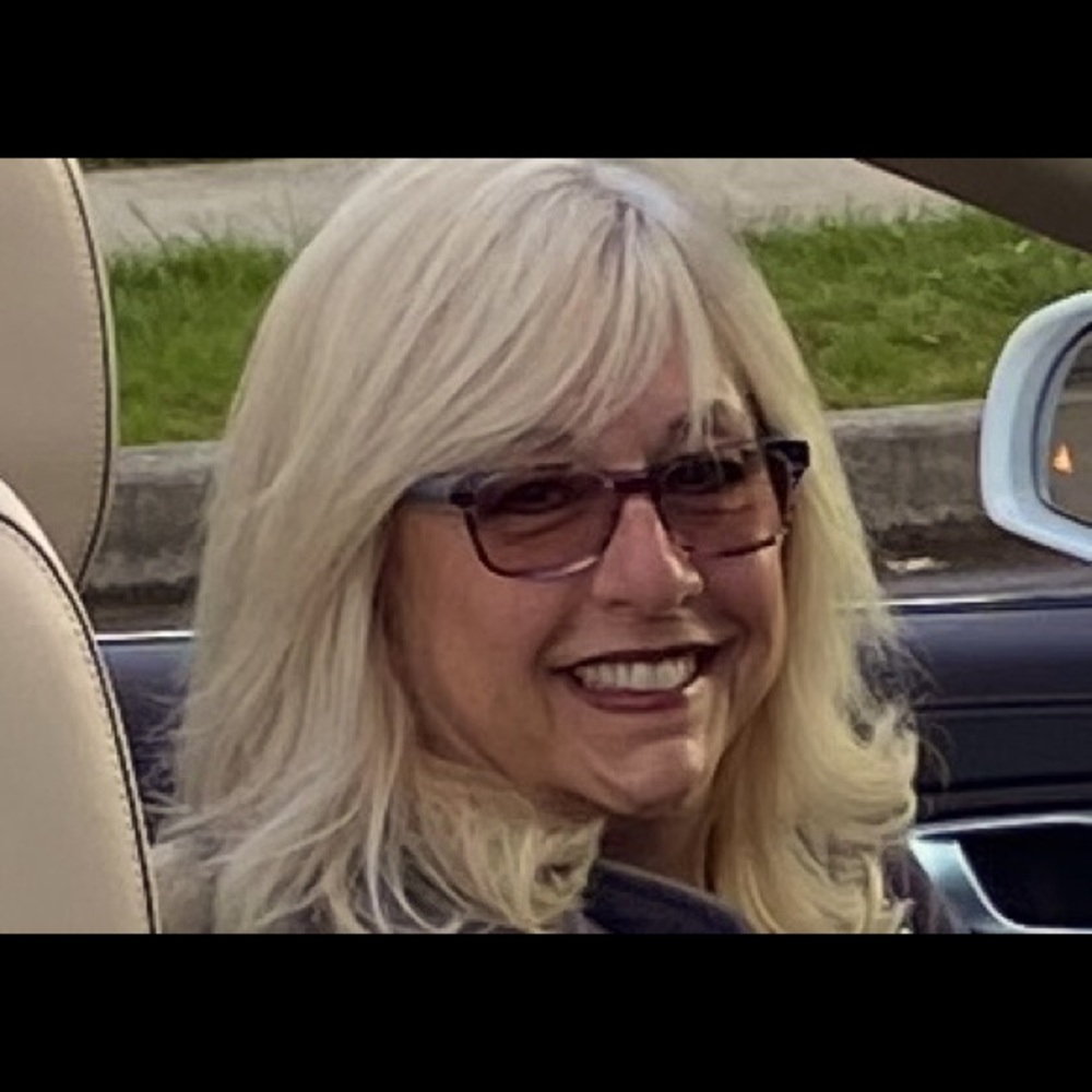 Meet your Posher, Sandi